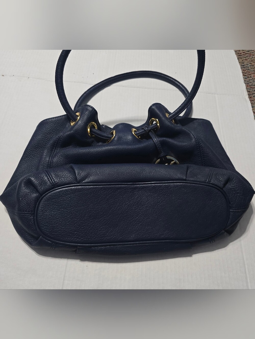 MK Michael Kors Navy Blue Shoulder Bag Purse Gold Tone Hardware Tassle Magnet - Picture 4 of 16